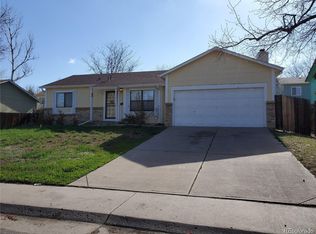 992 S Nome St, Aurora, CO 80012