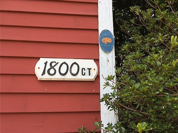 Built in 1800-CT Registry of Historical Place