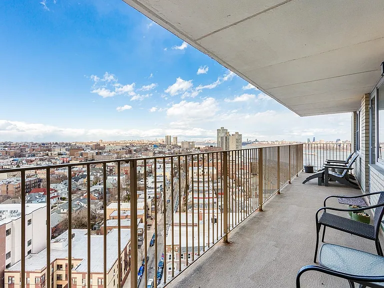 6040 Boulevard East #19B — Photo 19