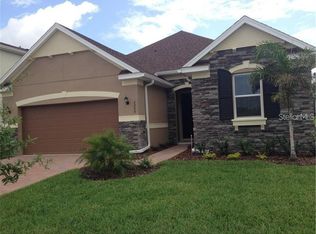 3200 Bayou Ln, Tavares, FL 32778