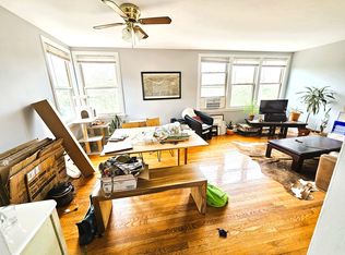 2406 W Farragut Ave #3, Chicago, IL 60625