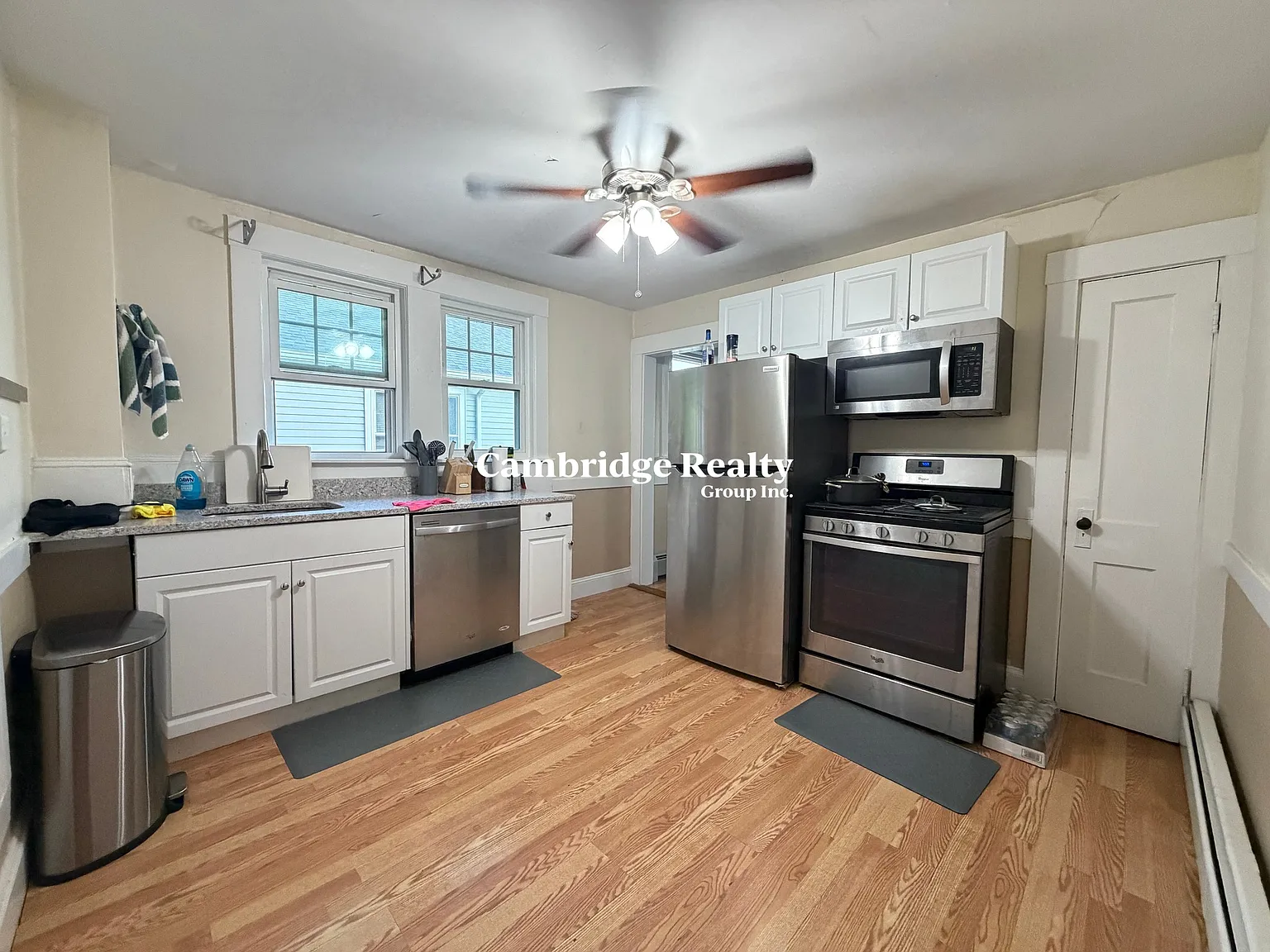 2 bed, 1145 sqft, $2,700 — Photo 3