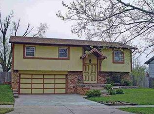 1130 N Summitlawn Ct #HUD-181181121, Wichita, KS 67212