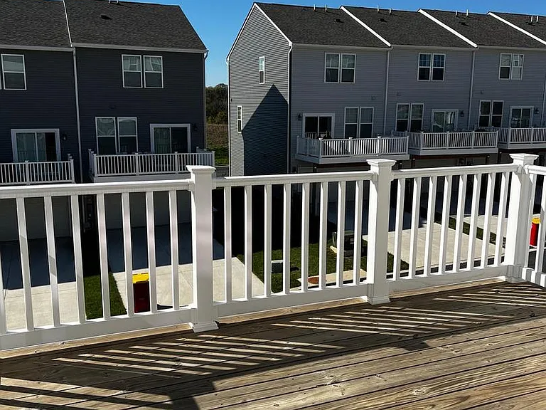 204 Anthem St — Photo 16