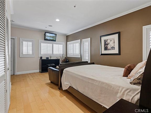 5th image of 1314 Pacific Coast Hwy APT D