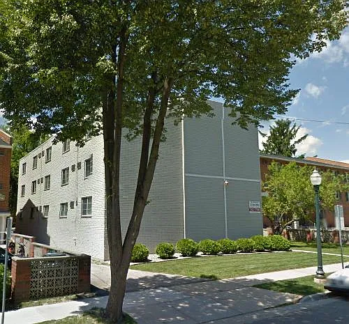 522 W Wilson St — Photo 8