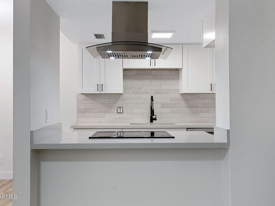 1st image of 1213 E TOWNLEY Avenue