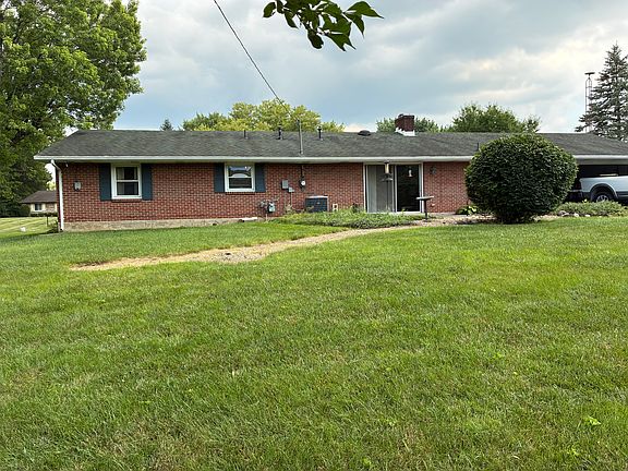 3rd image of 2045 Fox Run Rd