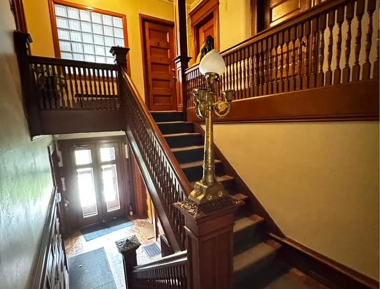 207 E Genesee St #5 — Photo 3