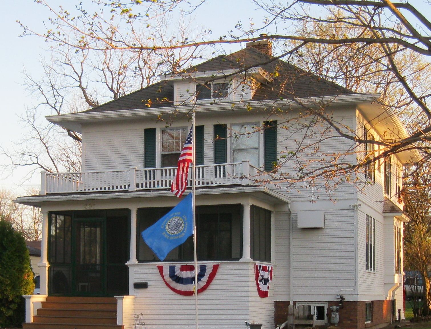 301 E Park Ave, Flandreau, SD 57028 Zillow