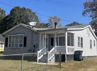 424 S Maple St, Dallas, NC 28034