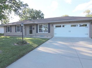 521 SW Moore St, Blue Springs, MO 64014