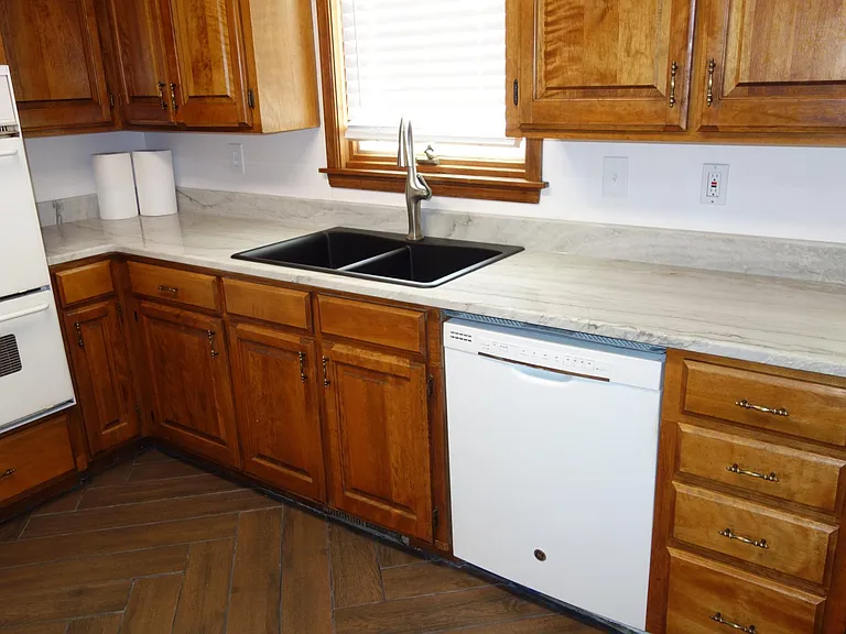 7116 S Indianapolis Ave — Photo 11