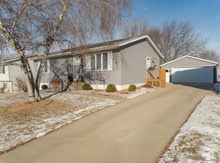 2229 48th St NW, Rochester, MN 55901