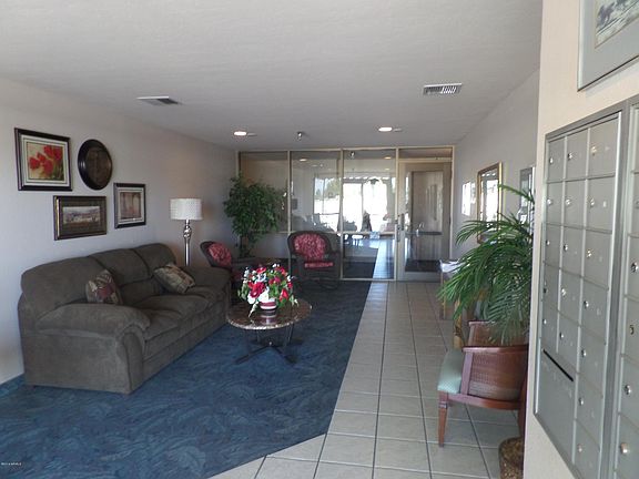 2nd image of 425 S Parkcrest Avenue #313
