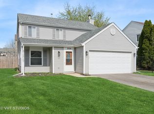 2524 Brunswick Cir, Woodridge, IL 60517