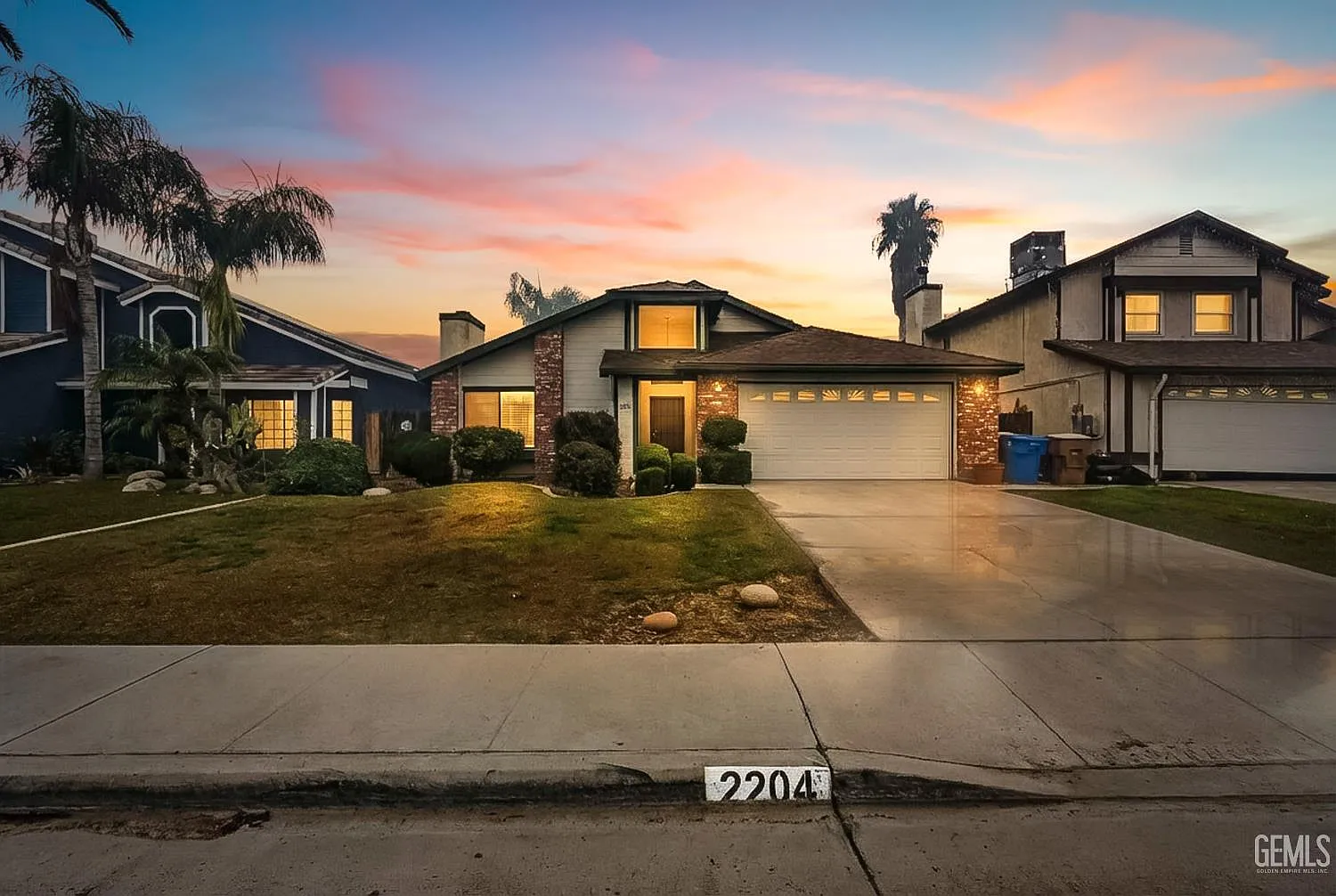 2204 Kelso Peak Ave photo 1