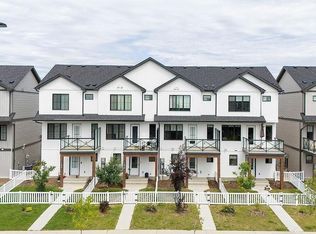 1101 Cy Becker Rd NW, Edmonton, AB T5Y3Z9