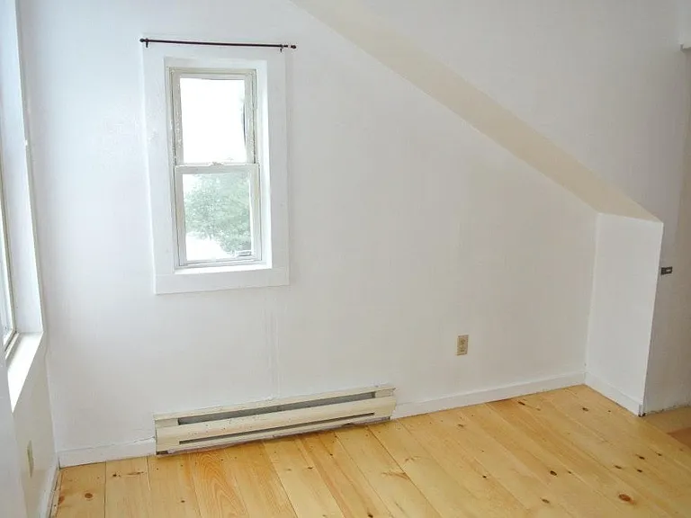 261 N Main St #D — Photo 4