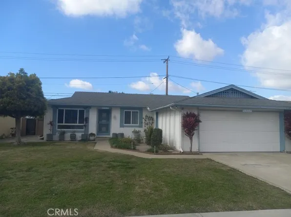 15791 Carrie Ln, Huntington Beach, CA 92647