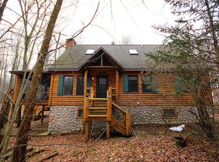 341 Williamsburg Colony, Buchanan, MI 49107