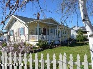 4000 Laura Ln, Yakima, WA 98908