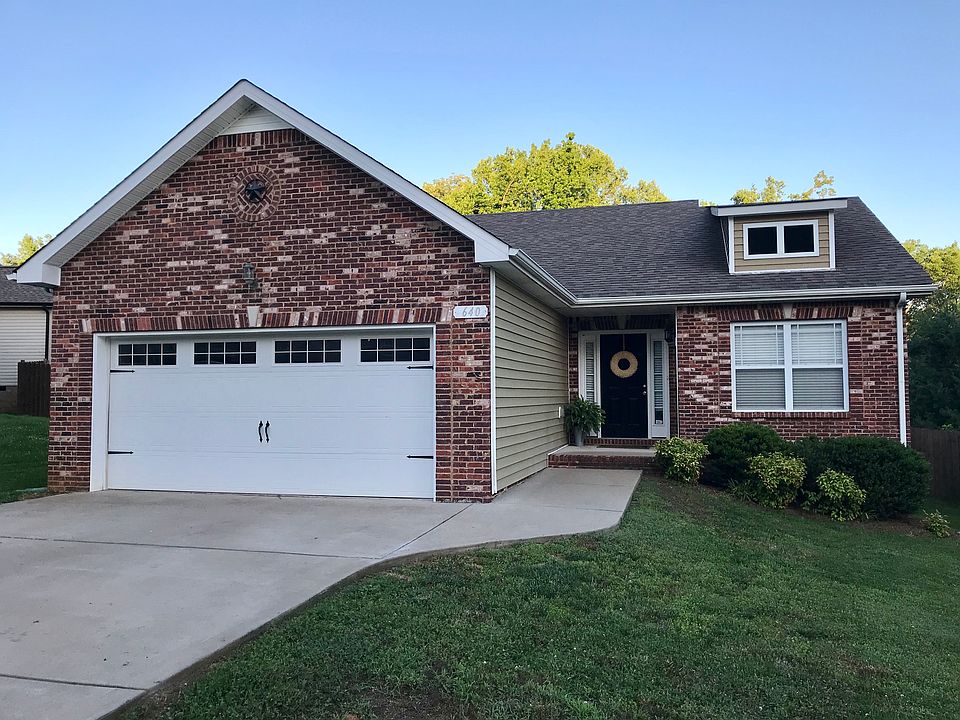 1st image of 640 Hidden Valley Dr