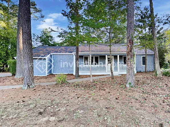 2828 Gracewood Dr NE, Marietta, GA 30062