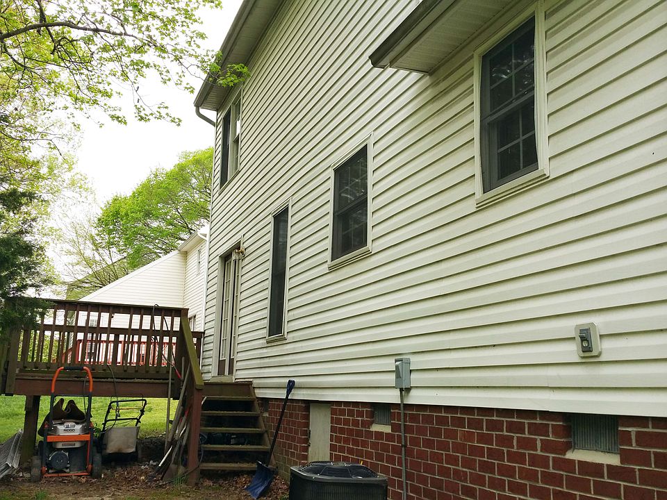 1st image of 904 Stonemeadow Dr