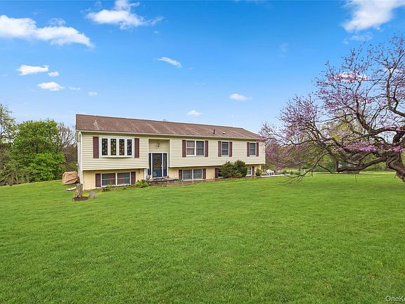 3rd image of 258 Scotchtown Collabar Road