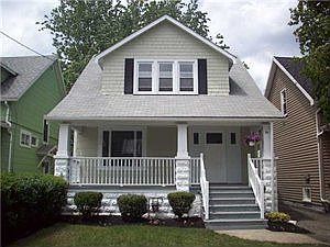 1st image of 34 Tamarack St