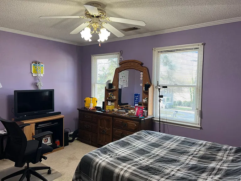 850 Parkview Ct — Photo 19