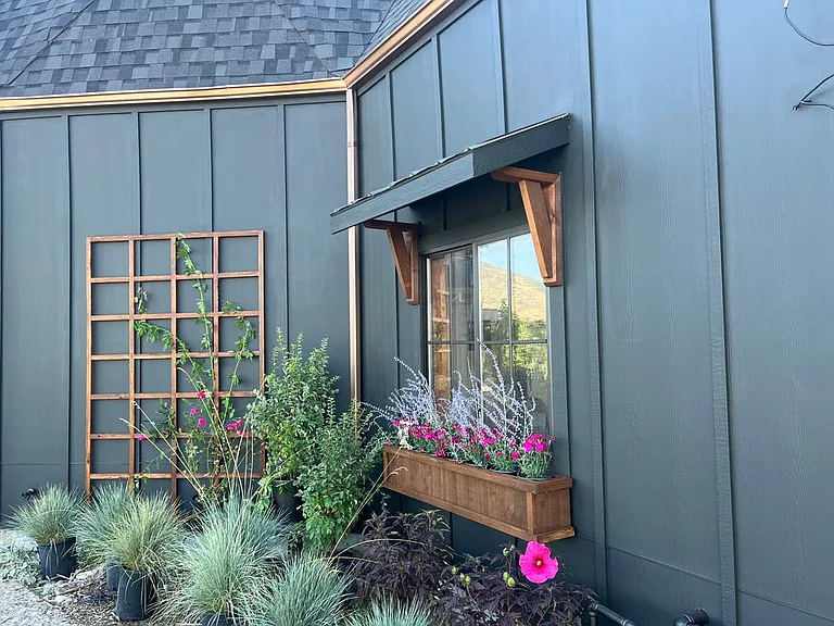 425 Lakeview Way — Photo 32
