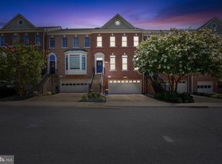 4524 Fair Valley Dr, Fairfax, VA 22033