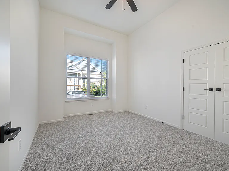 15813 Riley St — Photo 12