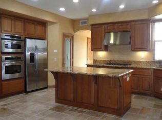 318 9th St, Huntington Beach, CA 92648
