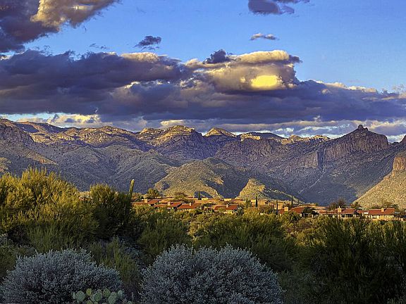 2nd image of 5101 N Grey Mountain Trl