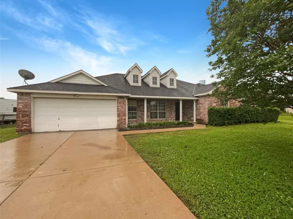 1030 Overland Dr, McKinney, TX 75069