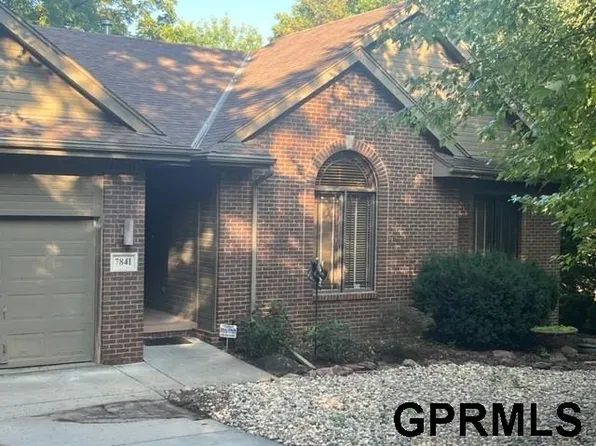 7841 N 54th Ave, Omaha, NE 68152