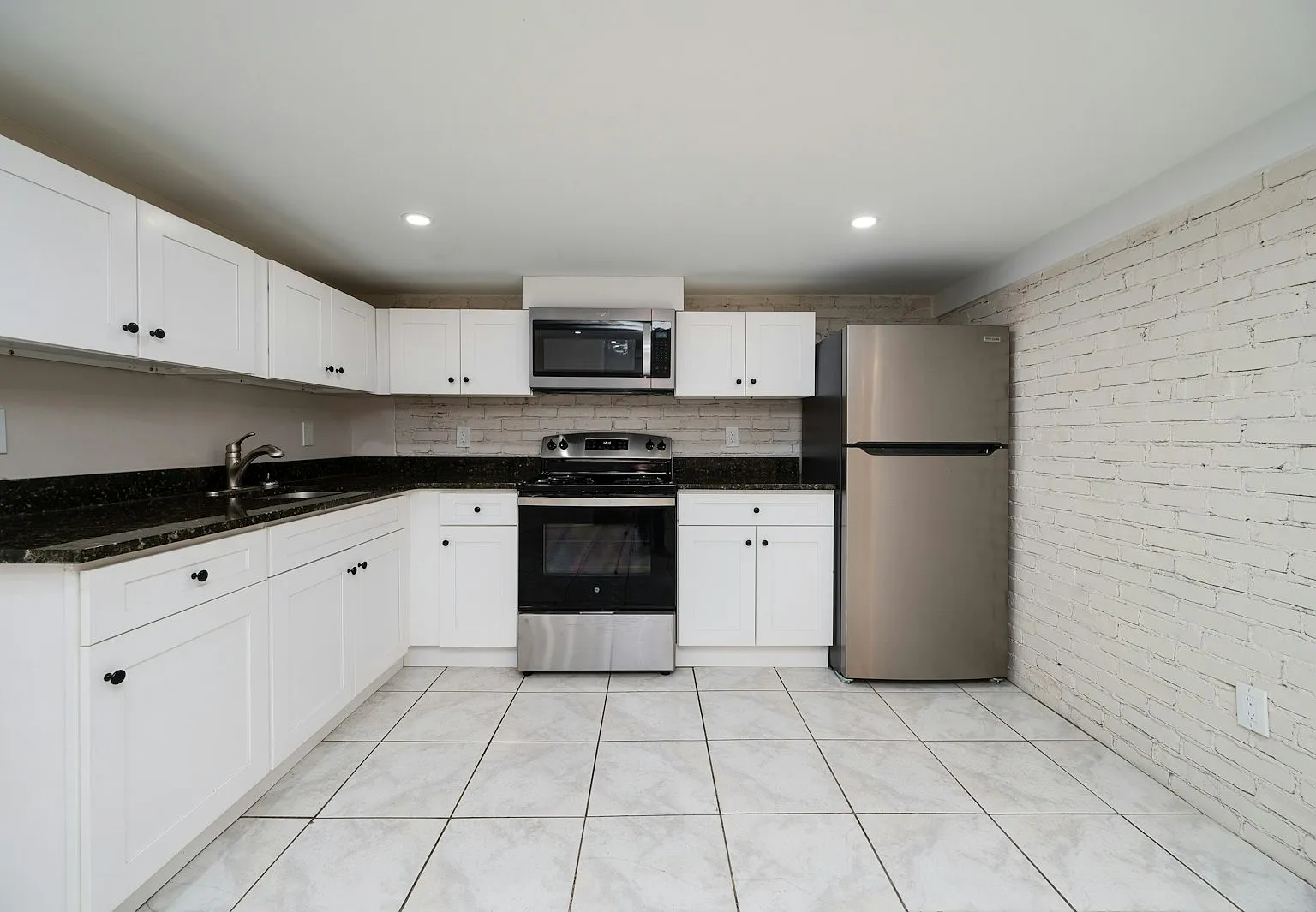 57 South 6th Street, Unit 8 — Photo 4