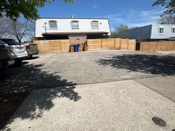 2216 Mission Hill Dr APT 101, Austin, TX 78741