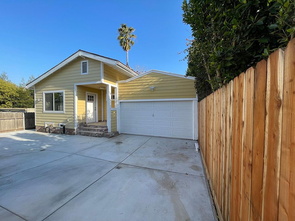 1st image of 3436 Gardenside Ln