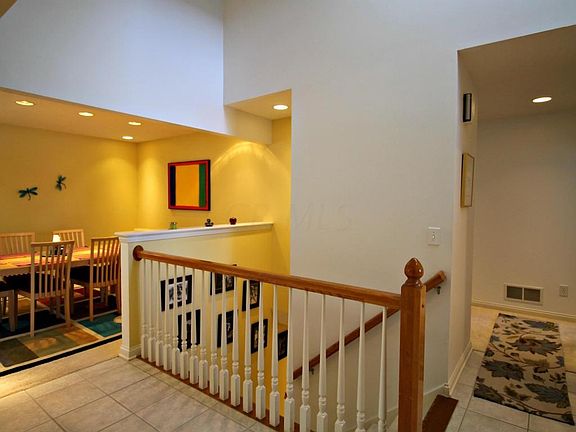 2nd image of 507 Mechwart Pl