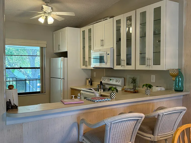 801 Sabal Ridge Cir #H — Photo 14