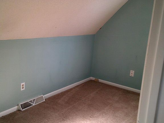 2nd image of 513 Norton St