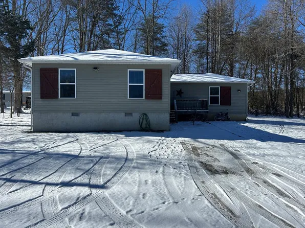 110 White Pine Ln, Jamestown, TN 38556