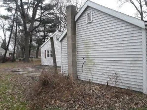 2324 Gerry St, Gary, IN 46406