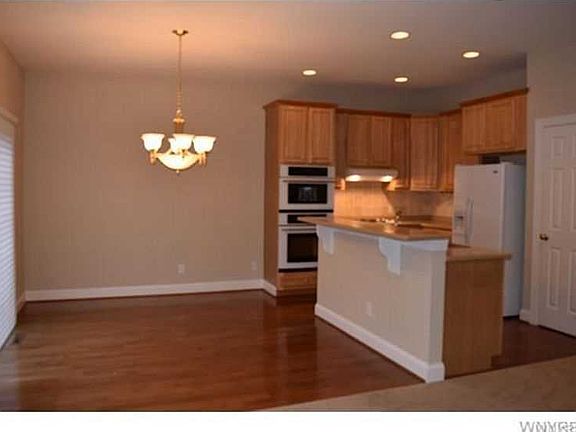 4th image of 61 Park Lane Ct