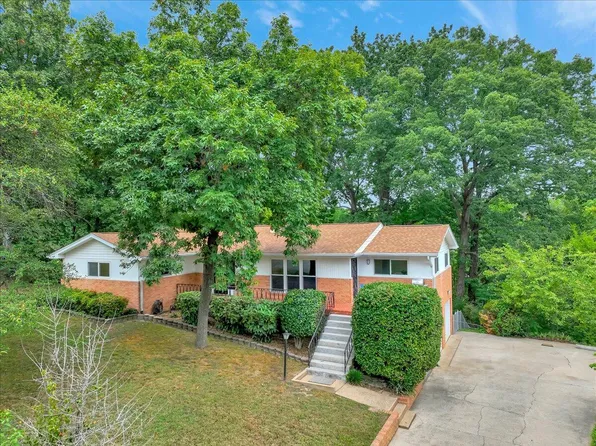 805 Mount Belvoir Dr, Chattanooga, TN 37412