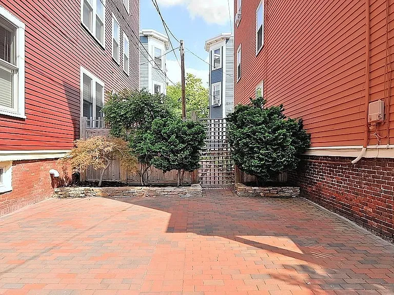 14.5 Magnolia Ave #2 — Photo 8